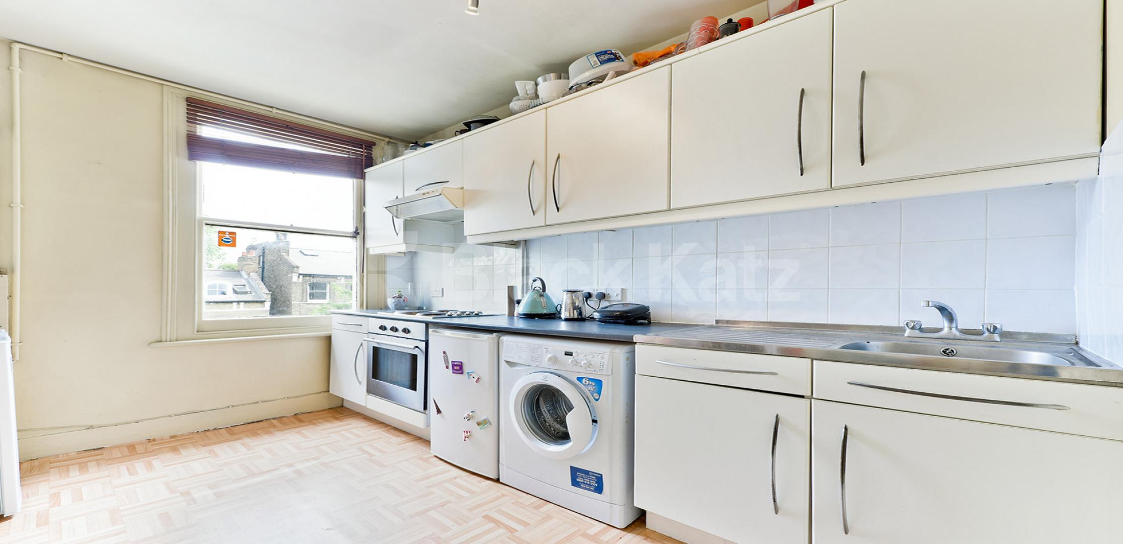 			NEW INSTRUCTION , 3 Bedroom, 1 bath, 1 reception Apartment			 Gauden Road, Clapham 